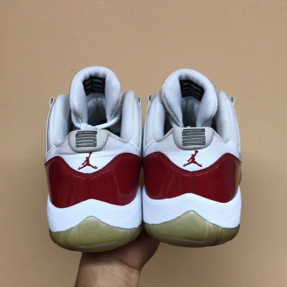2016 Jordan 11 Retro Low Cherry - Picture 13 of 17